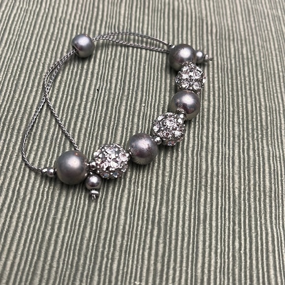 Used 4 slide adjust bracelets, alternating metallic and rhinestone beads - Picture 3 of 5